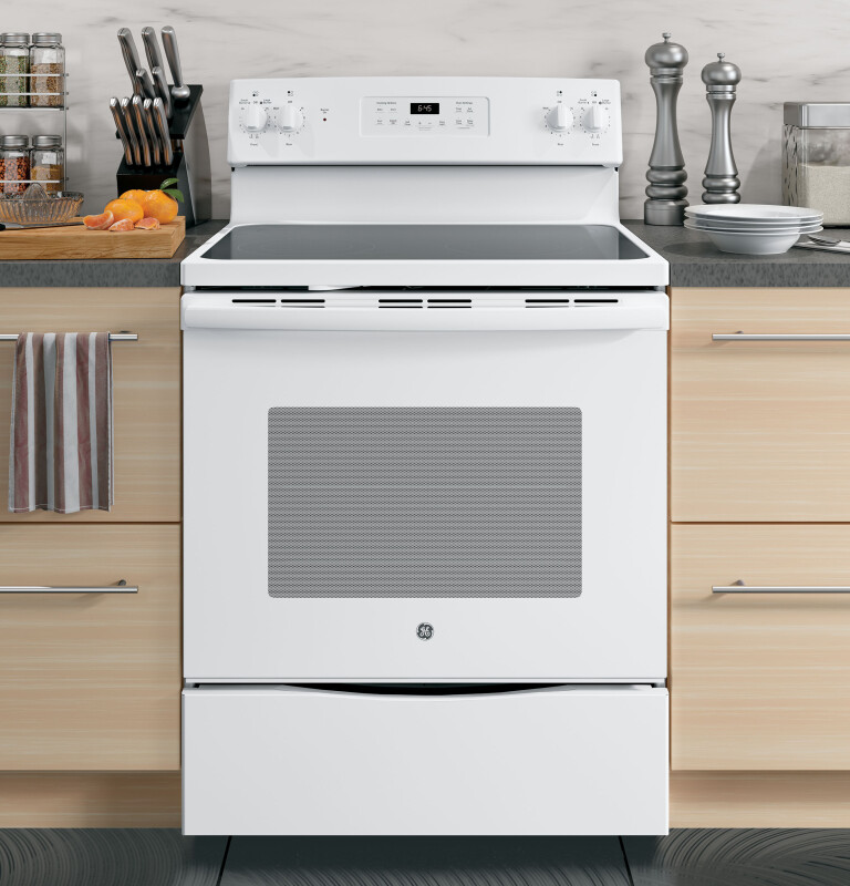 30" Free-Standing Electric Range JB645DKWW