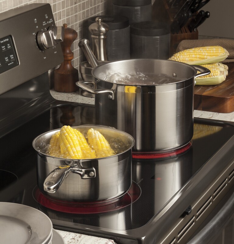 30" Free-Standing Electric Range JB645RKSS