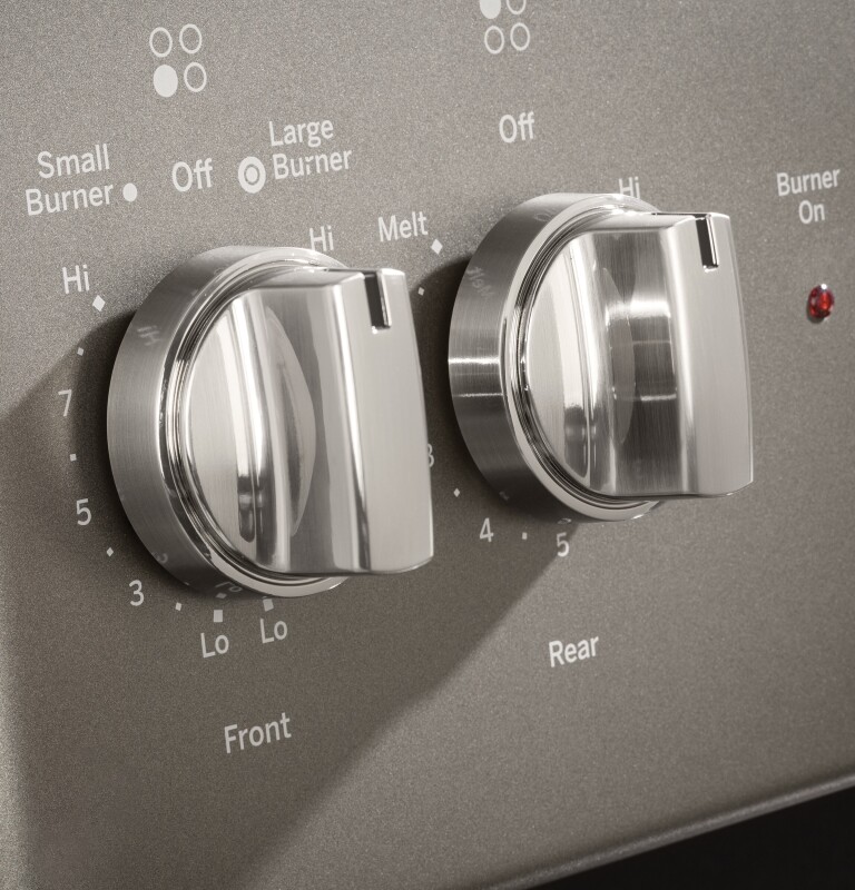 30" Free-Standing Electric Convection Range JB655EKES