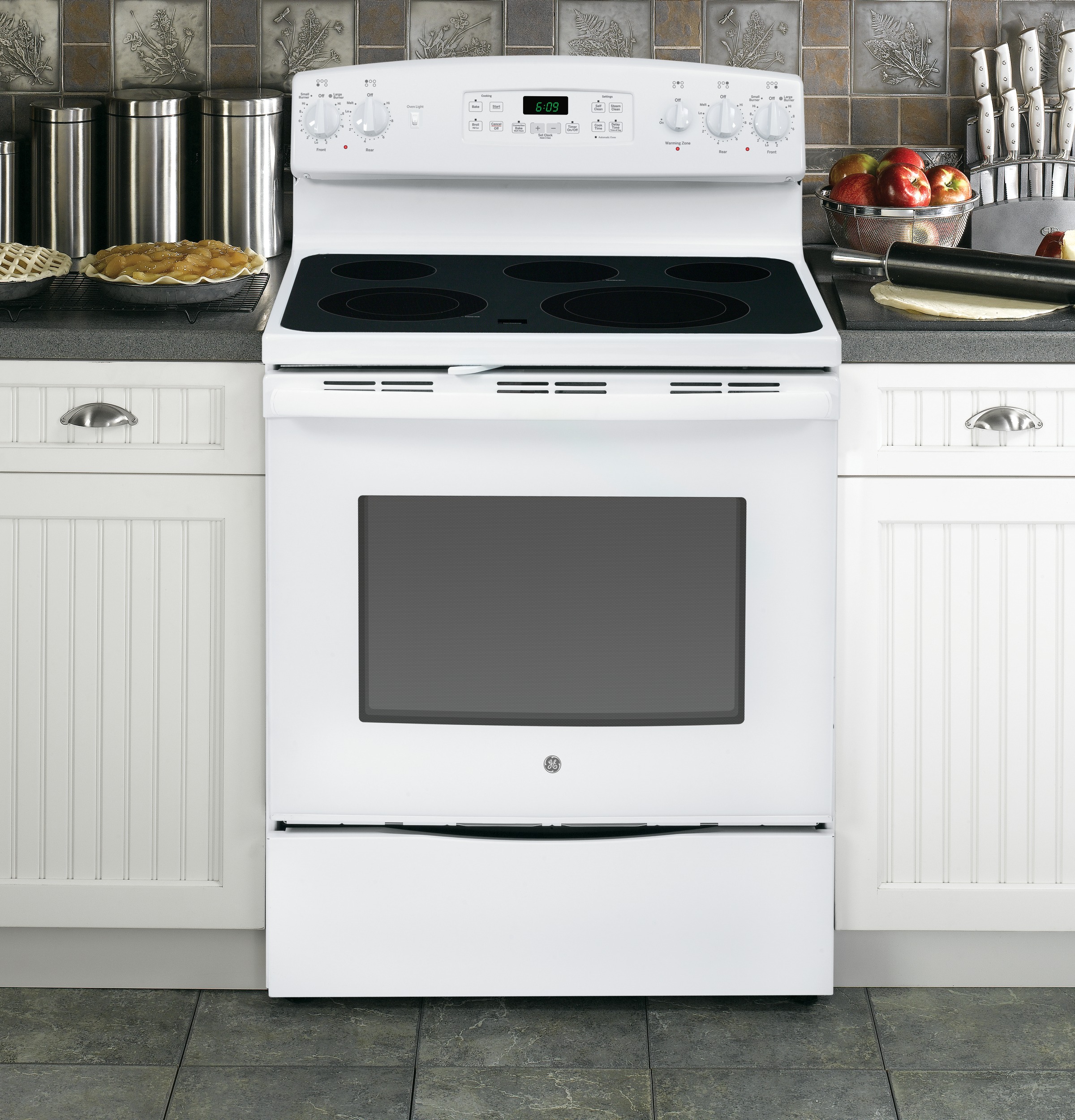 30" Free-Standing Electric Convection Range JB695DFWW