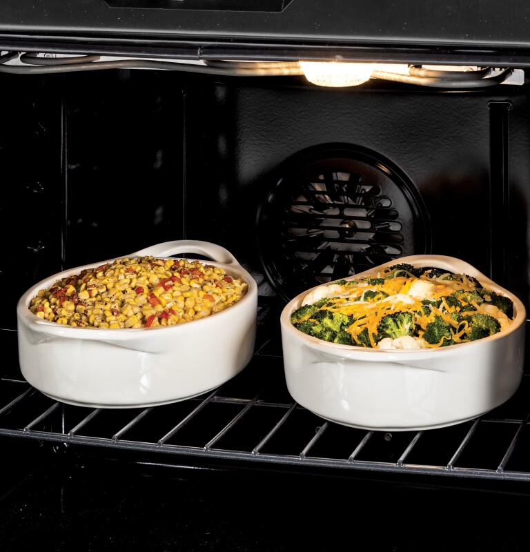 30" Free-Standing Electric Convection Range JB750DFWW