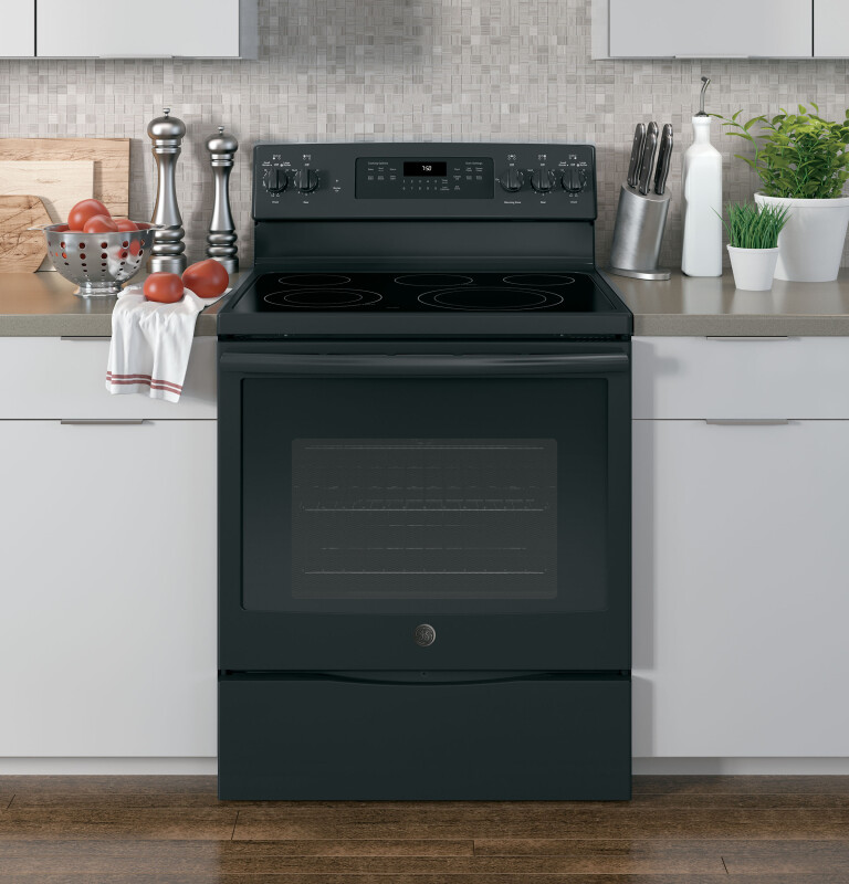 30" Free-Standing Electric Convection Range JB750DJBB