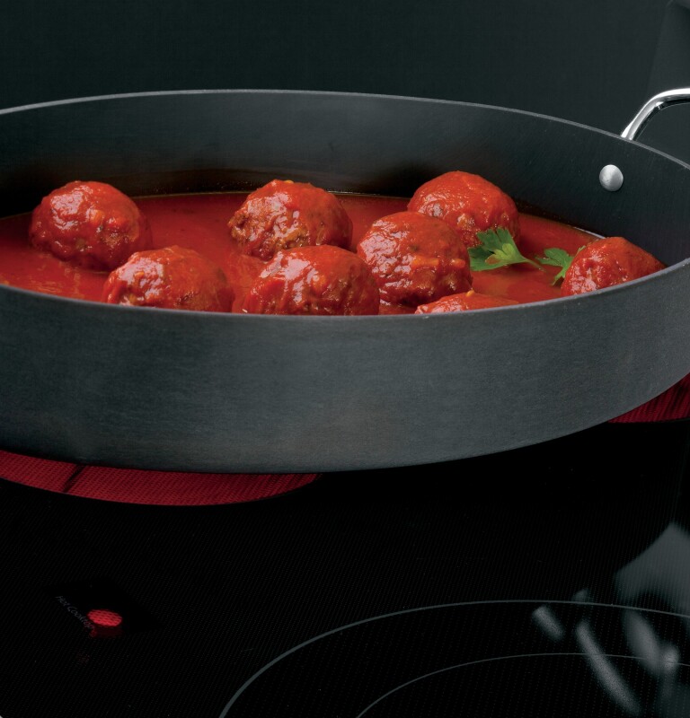 30" Free-Standing Electric Convection Range JB750EFES