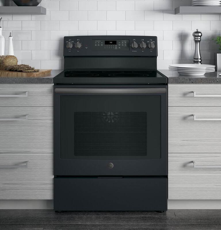 30" Free-Standing Electric Convection Range JB750FJDS