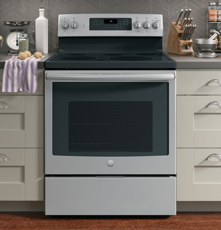 30" Free-Standing Electric Convection Range JB750SJSS