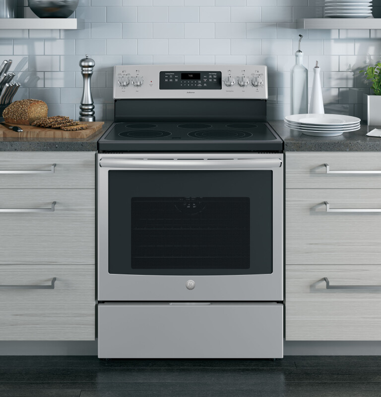 Adora series by 30" Free-Standing Electric Convection Range JB755SJSS