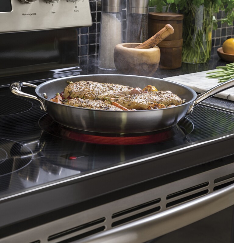 Adora series by 30" Free-Standing Electric Convection Range JB755SJSS