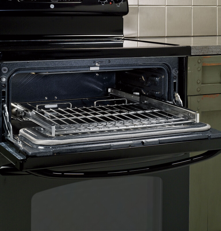 30" Free-Standing Electric Double Oven Convection Range JB870DRBB