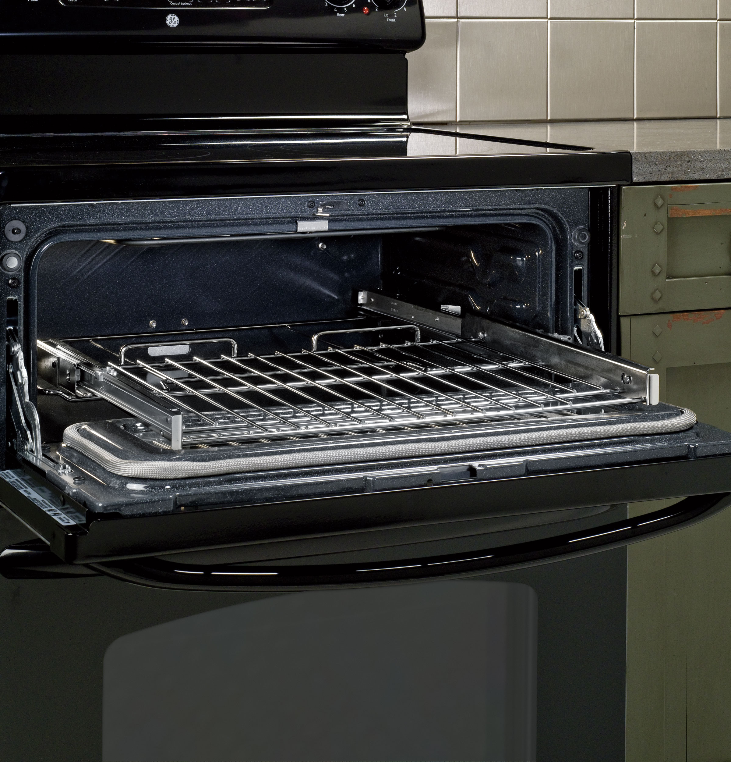 30" Free-Standing Electric Double Oven Convection Range JB870SRSS