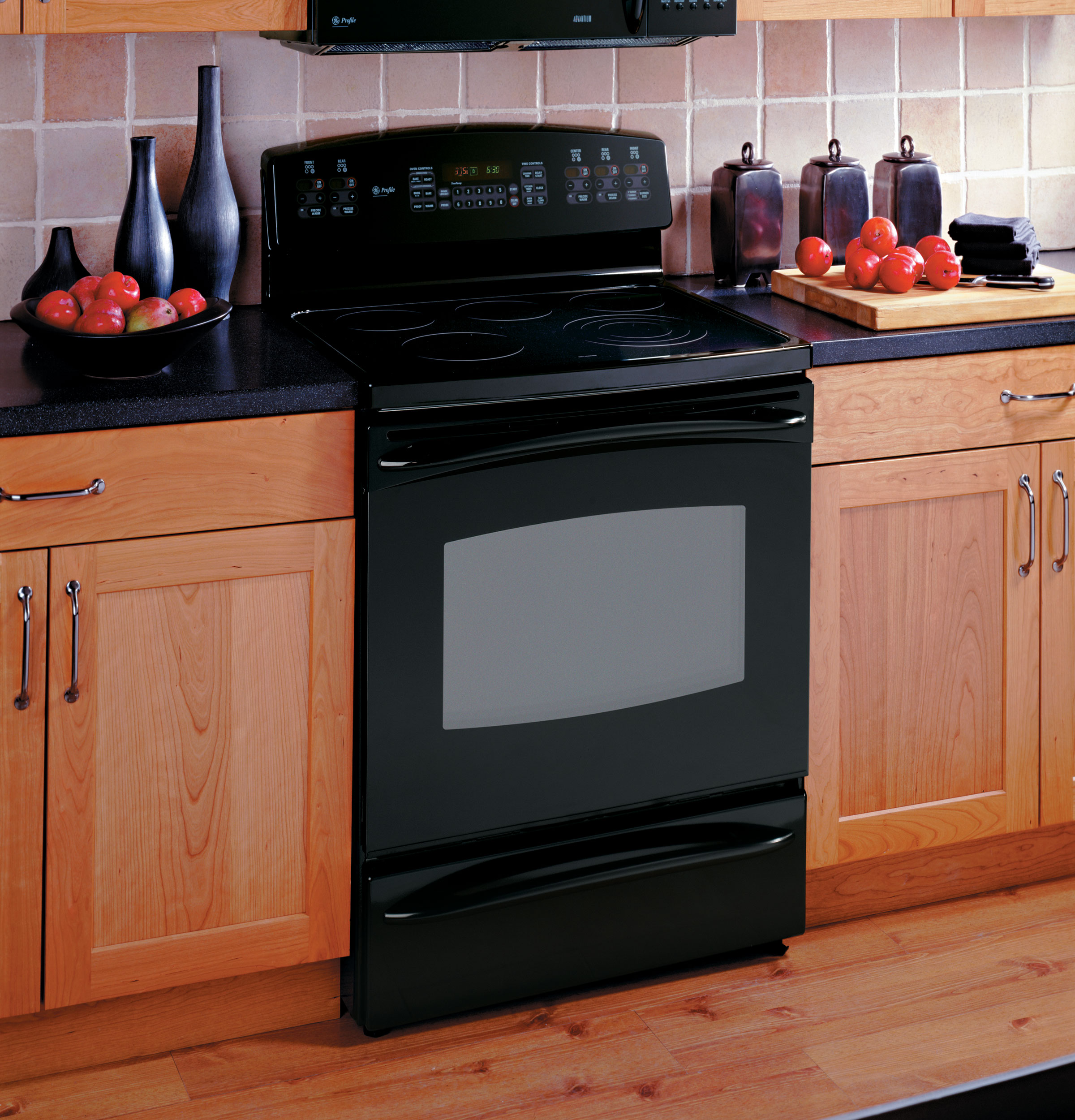 30" Free-Standing Electric Convection Range JB988BKBB