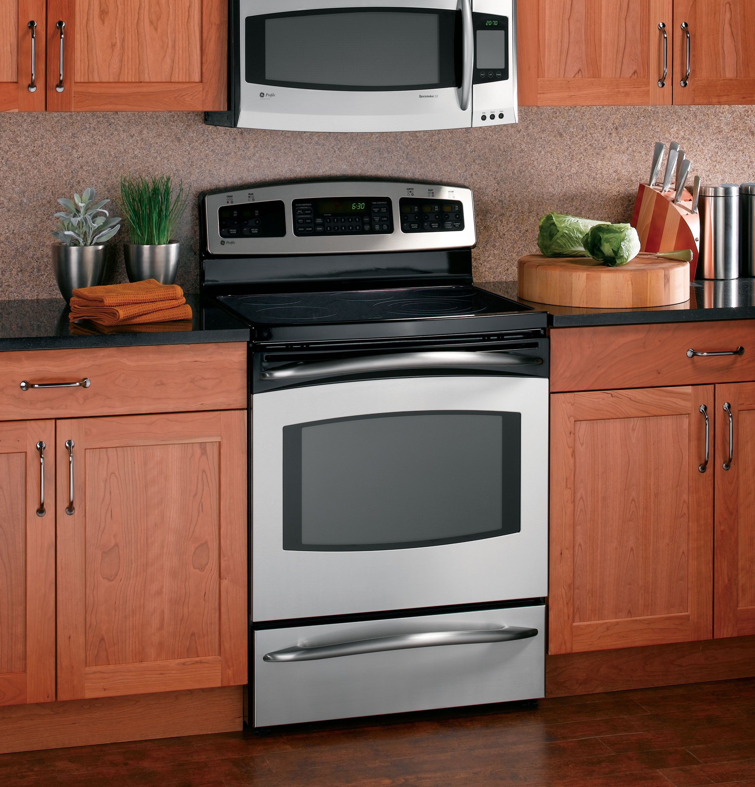 30" Free-Standing Electric Convection Range JB988SKSS
