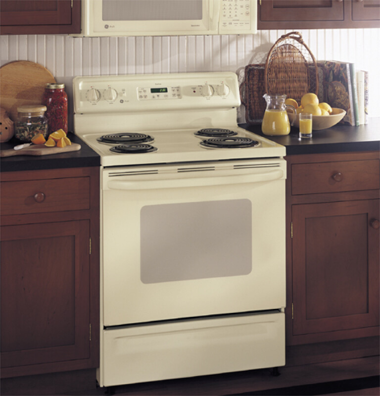 Spectra 30" Free-Standing QuickClean Electric Range JBP48ABAA