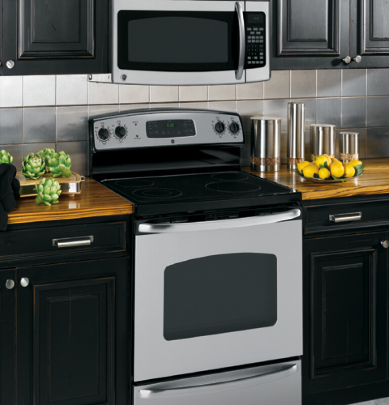 30" Free-Standing Electric Range JBP67SMSS