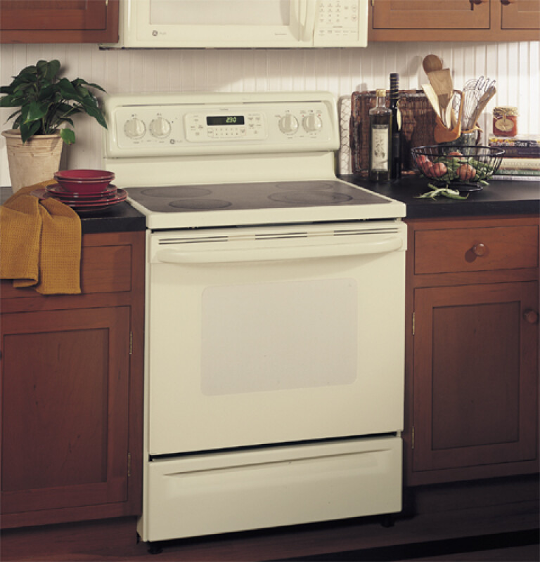 Spectra 30" Free-Standing QuickClean Electric Range JBP79ABAA