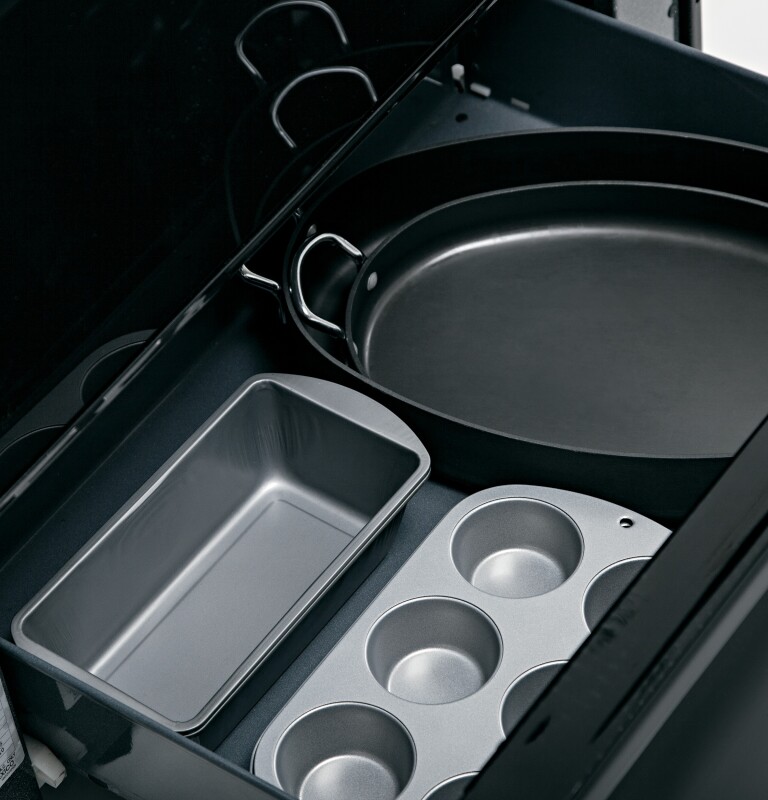 30" Free-Standing Electric Range JBS27DFBB