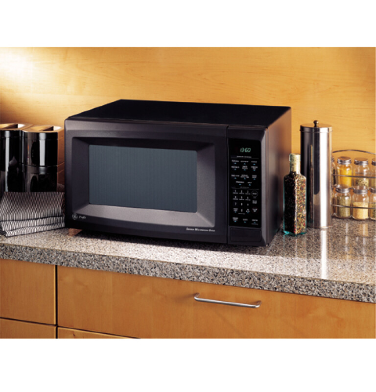 1.3 Cu. Ft. Countertop Microwave Oven JE1360BC