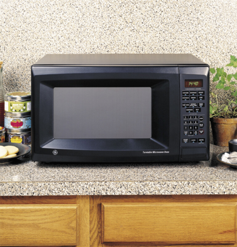 1.4 Cu. Ft. Capacity, 1150 Watt Countertop Microwave Oven JE1440BF