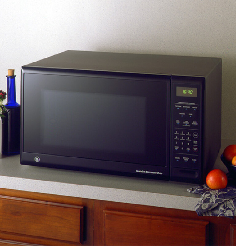 1.6 Cu. Ft. Capacity, 1100 Watt Microwave Oven JE1640GB