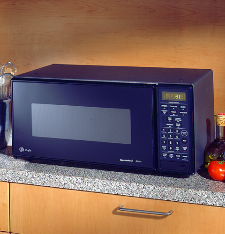 Spacemaker II .9 Cu. Ft. Capacity Microwave Oven JEM31GA
