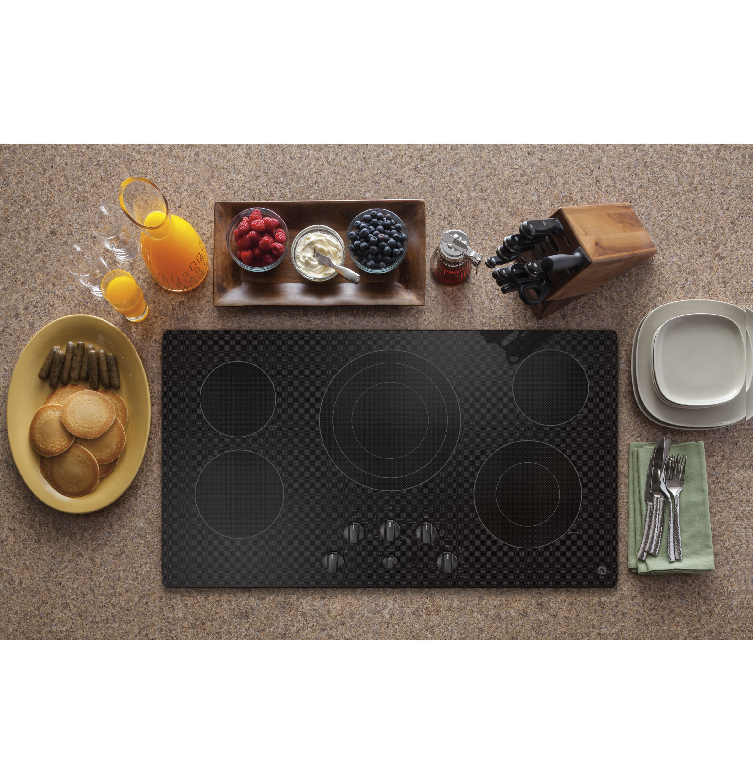 Ge® 36" Built-in Knob Control Electric Cooktop JEP5036DTBB