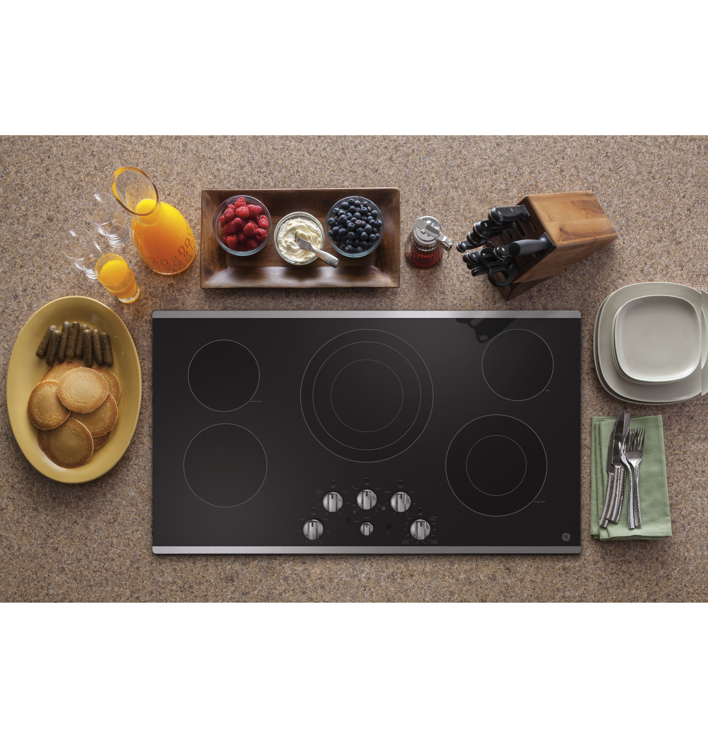 Ge® 36" Built-in Knob Control Electric Cooktop JEP5036STSS
