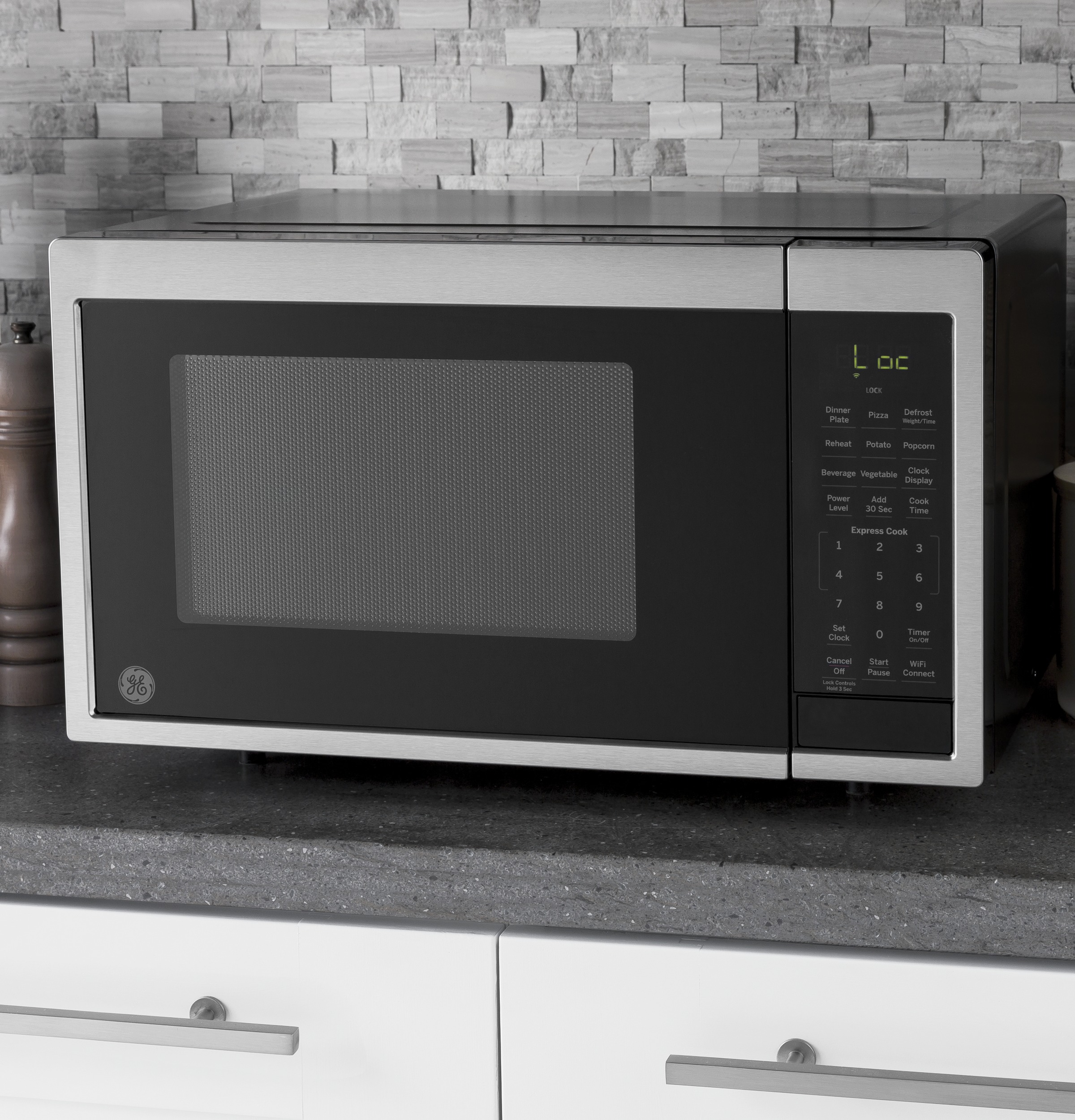 0.9 Cu. Ft. Capacity Smart Countertop Microwave Oven with Scan-To-Cook Technology JES1097SMSS