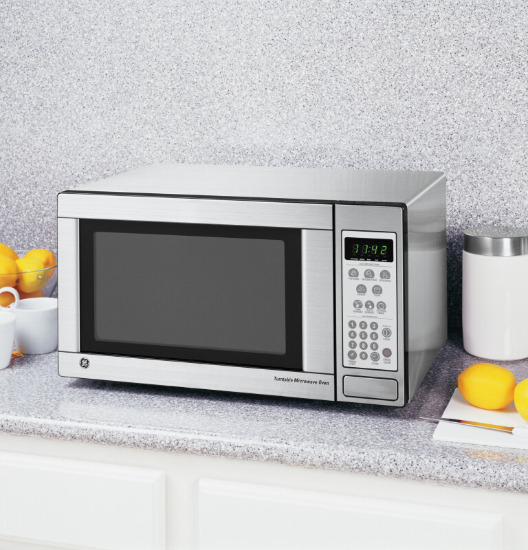 1.1 Cu. Ft. Capacity Countertop Microwave Oven JES1142SJ