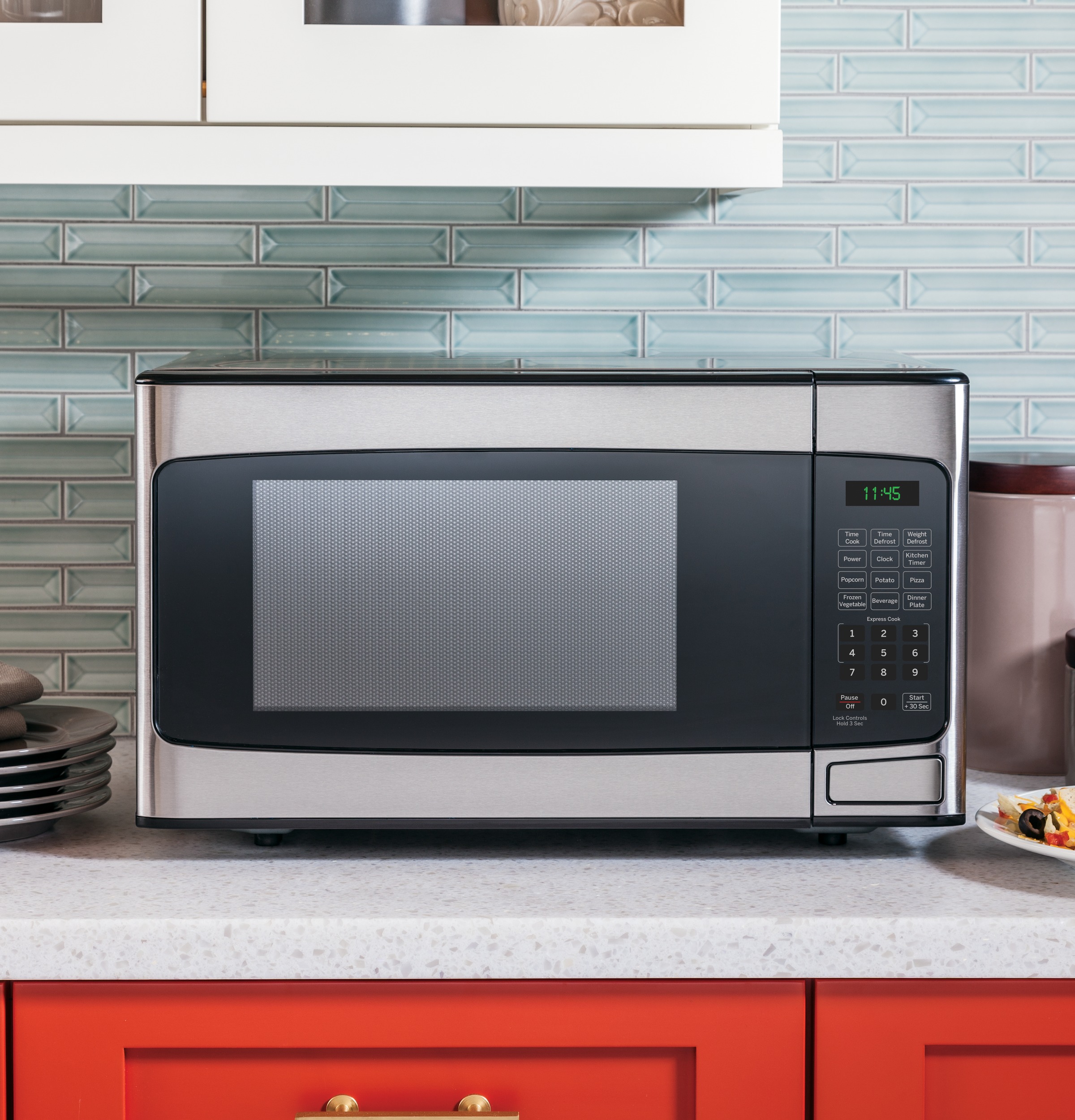 1.1 Cu. Ft. Capacity Countertop Microwave Oven JESP113SPSS