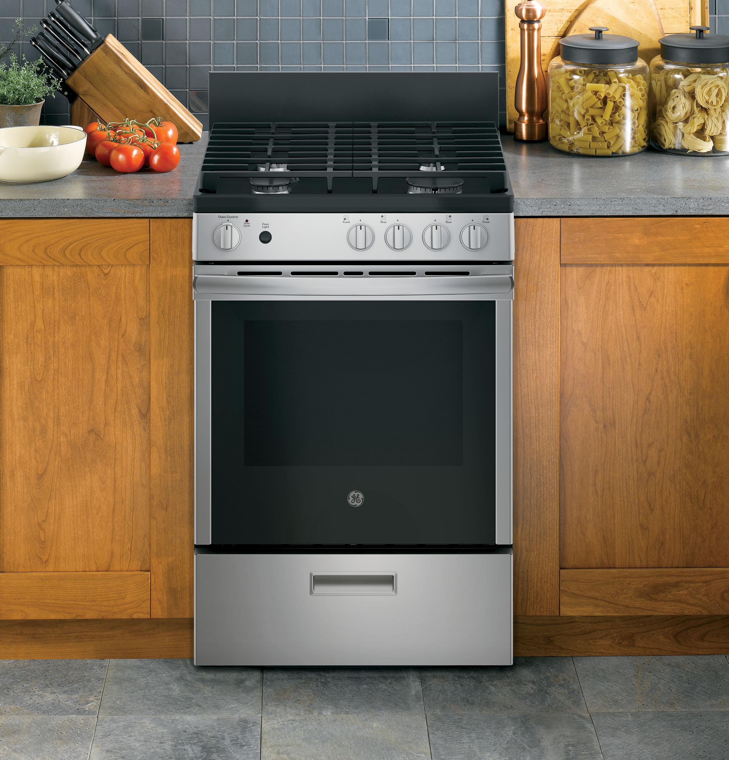 24" Steam Clean Free-Standing/Slide-in Gas Range JGAS640RMSS