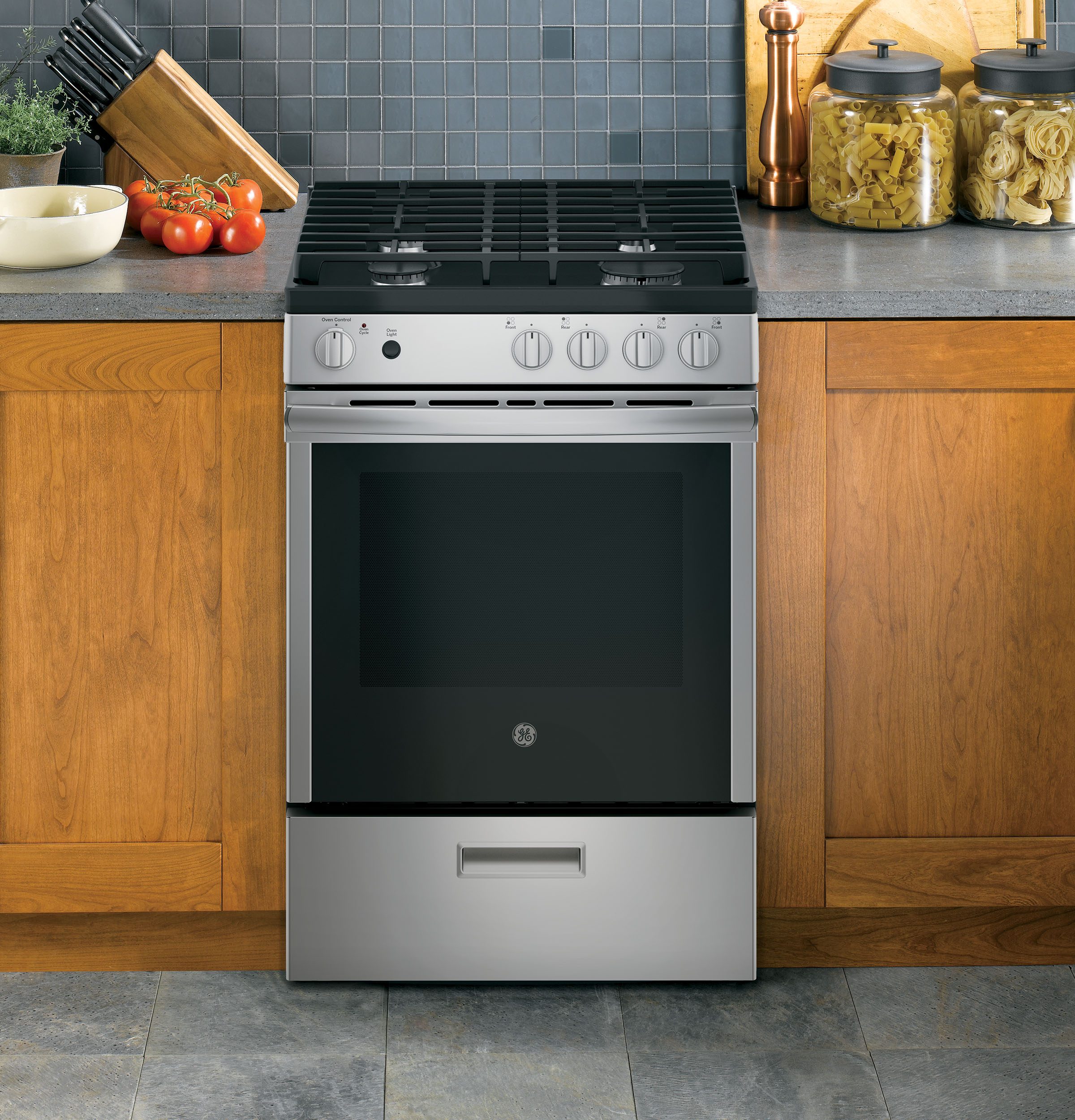 24" Steam Clean Free-Standing/Slide-in Gas Range JGAS640RMSS