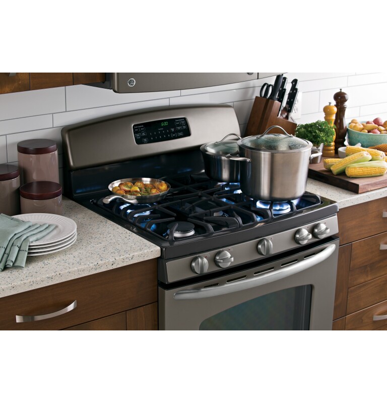 30" Free-Standing Gas Range JGB600EEDES