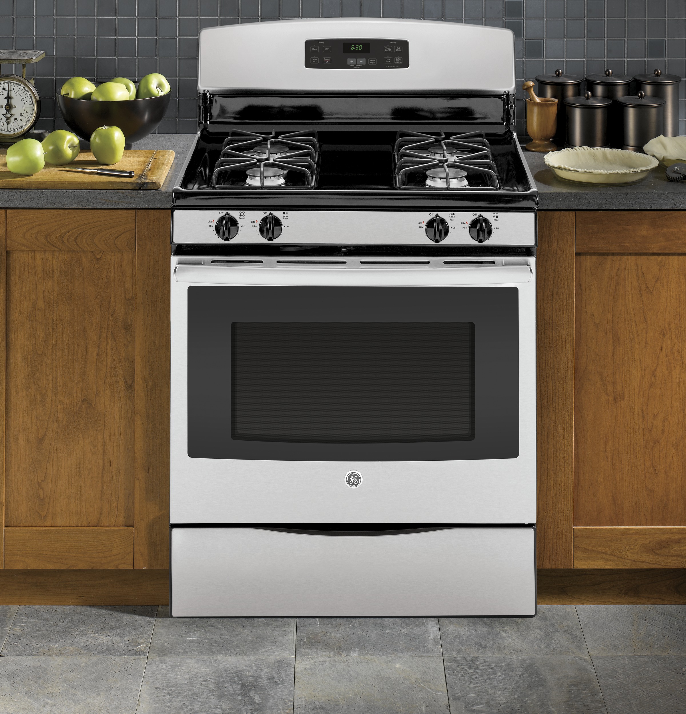 30" Free-Standing Gas Range JGB630REFSS