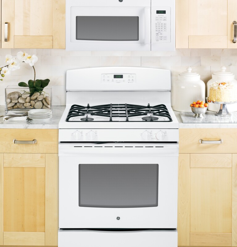 30" Free-Standing Gas Range JGB640DEFWW