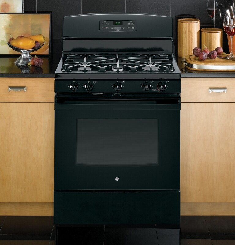 30" Free-Standing Gas Range JGB650DEFBB
