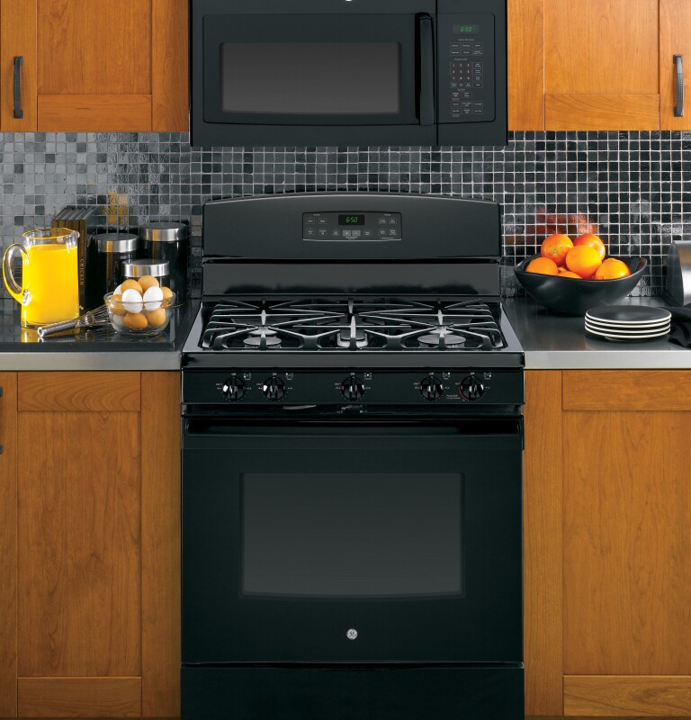 30" Free-Standing Gas Range JGB650DEFBB