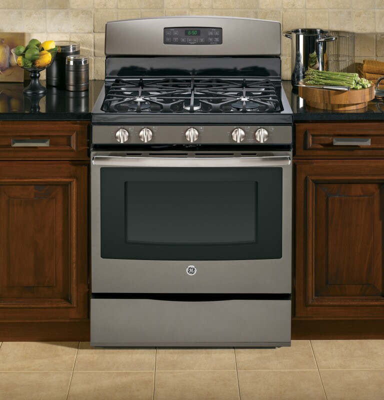 30" Free-Standing Gas Range JGB650EEFES