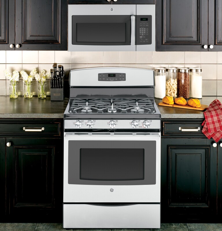 30" Free-Standing Gas Range JGB650SEFSS