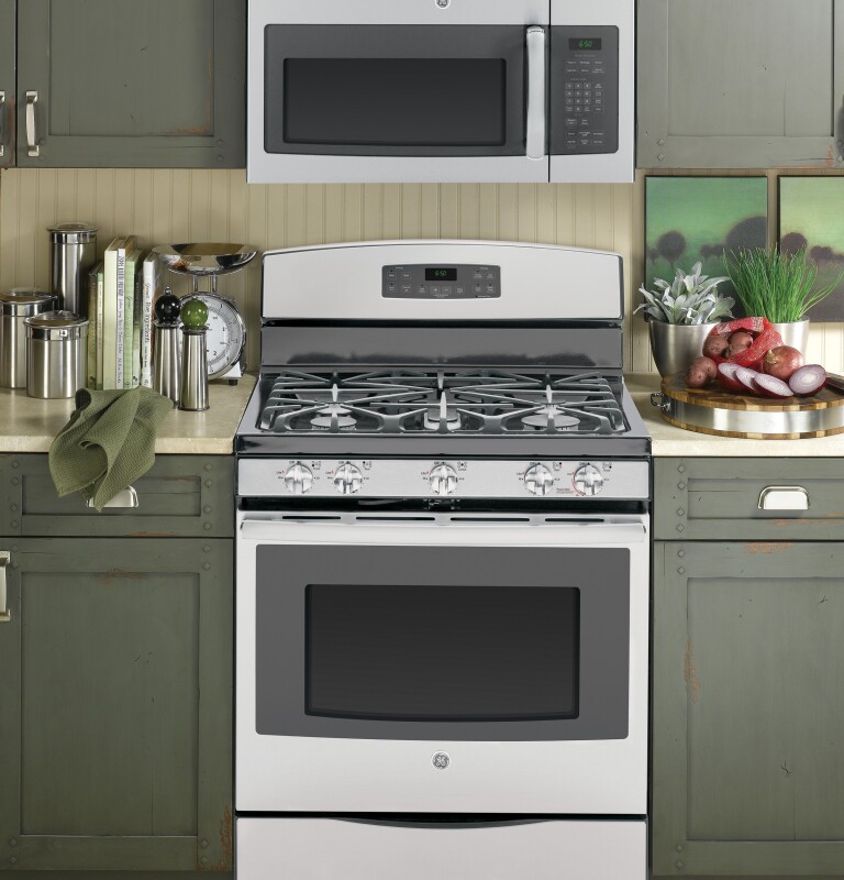 30" Free-Standing Gas Range JGB650SEFSS