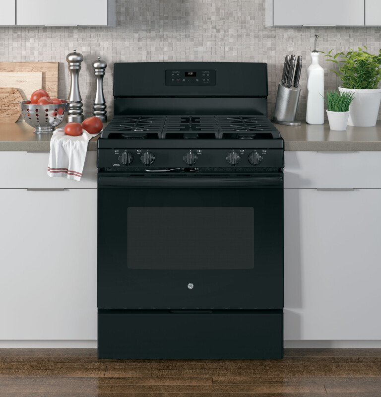 30" Free-Standing Gas Range JGB660DEJBB
