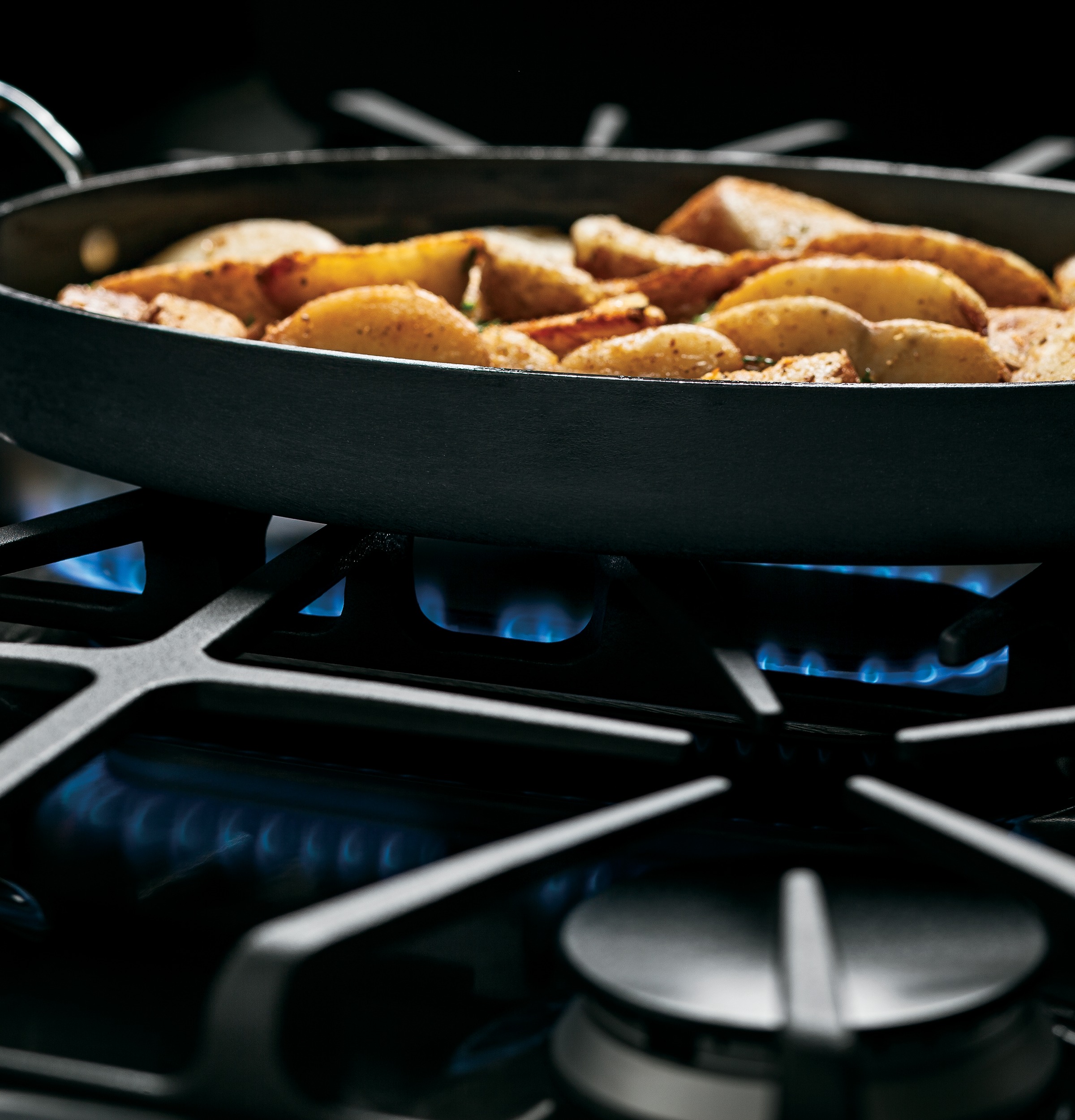 30" Free-Standing Gas Convection Range JGB750DEFBB