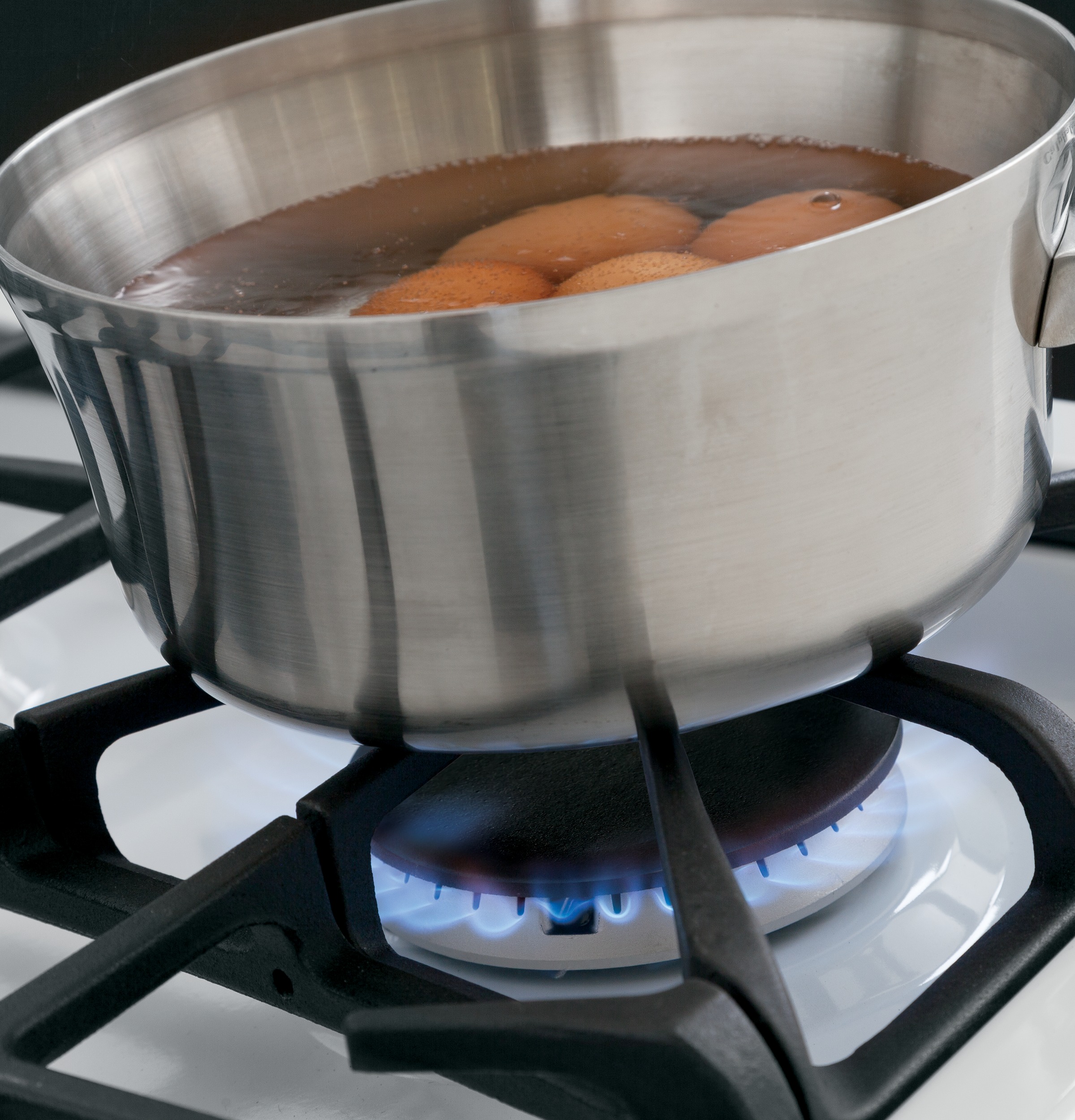 30" Free-Standing Gas Convection Range JGB750DEFWW