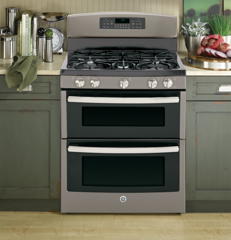 30" Free-Standing Gas Double Oven Range JGB850EEFES