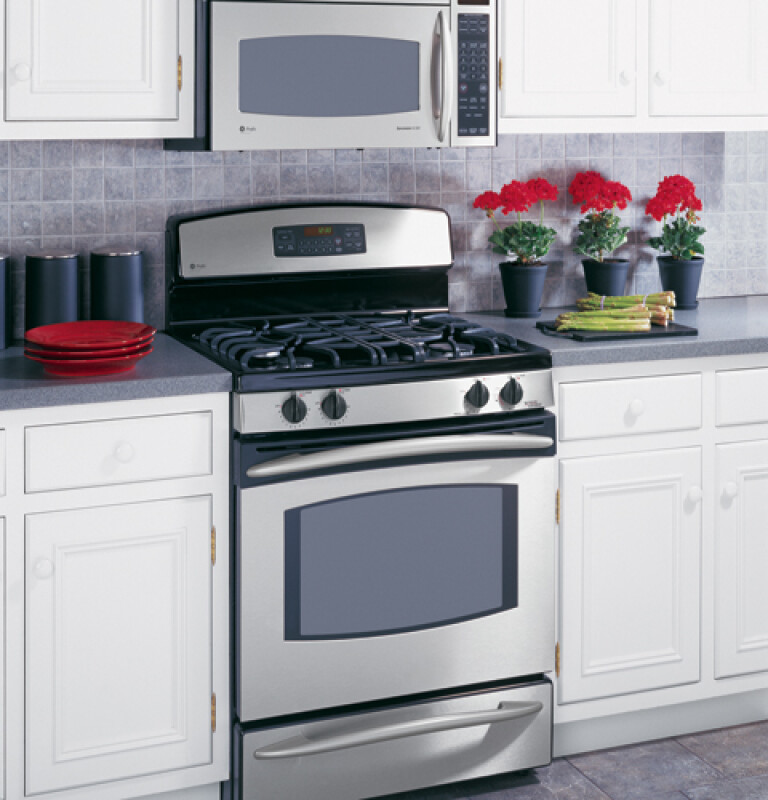 Free-Standing Self-Clean Gas Range JGB900SEKSS