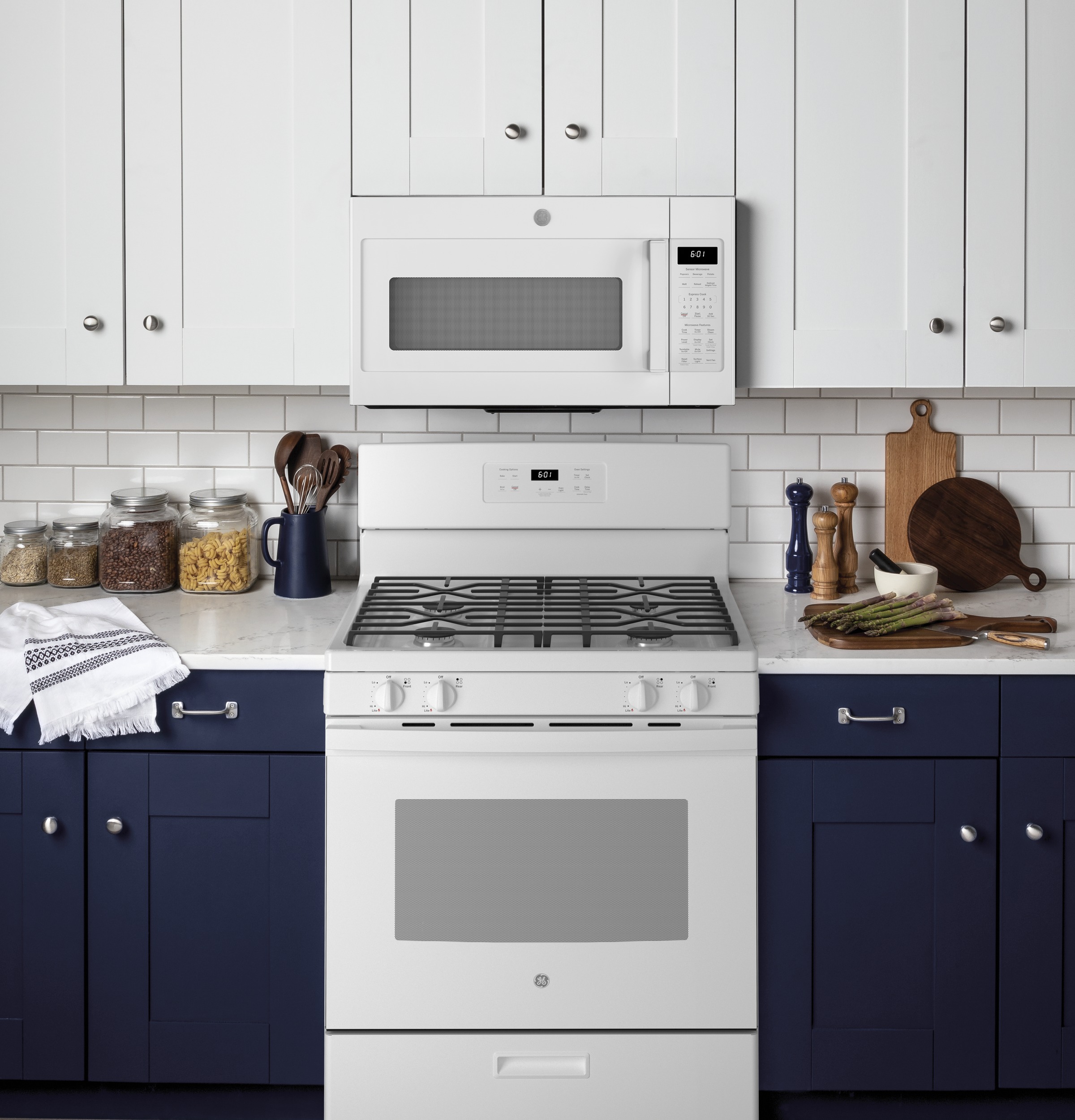 30" Free-Standing Gas Range JGBS61DPWW