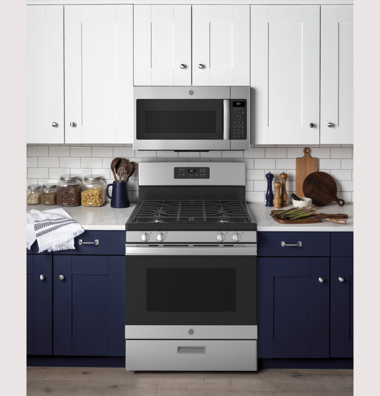 30" Free-Standing Gas Range JGBS61RPSS