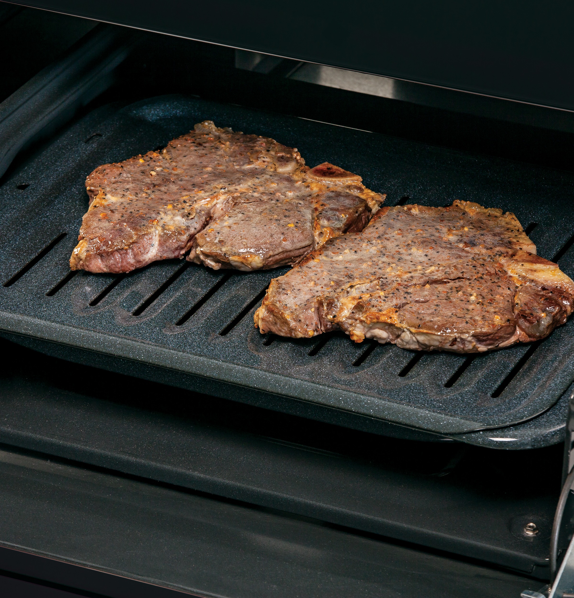 30" Free-Standing Gas Range JGBS64DEFBB