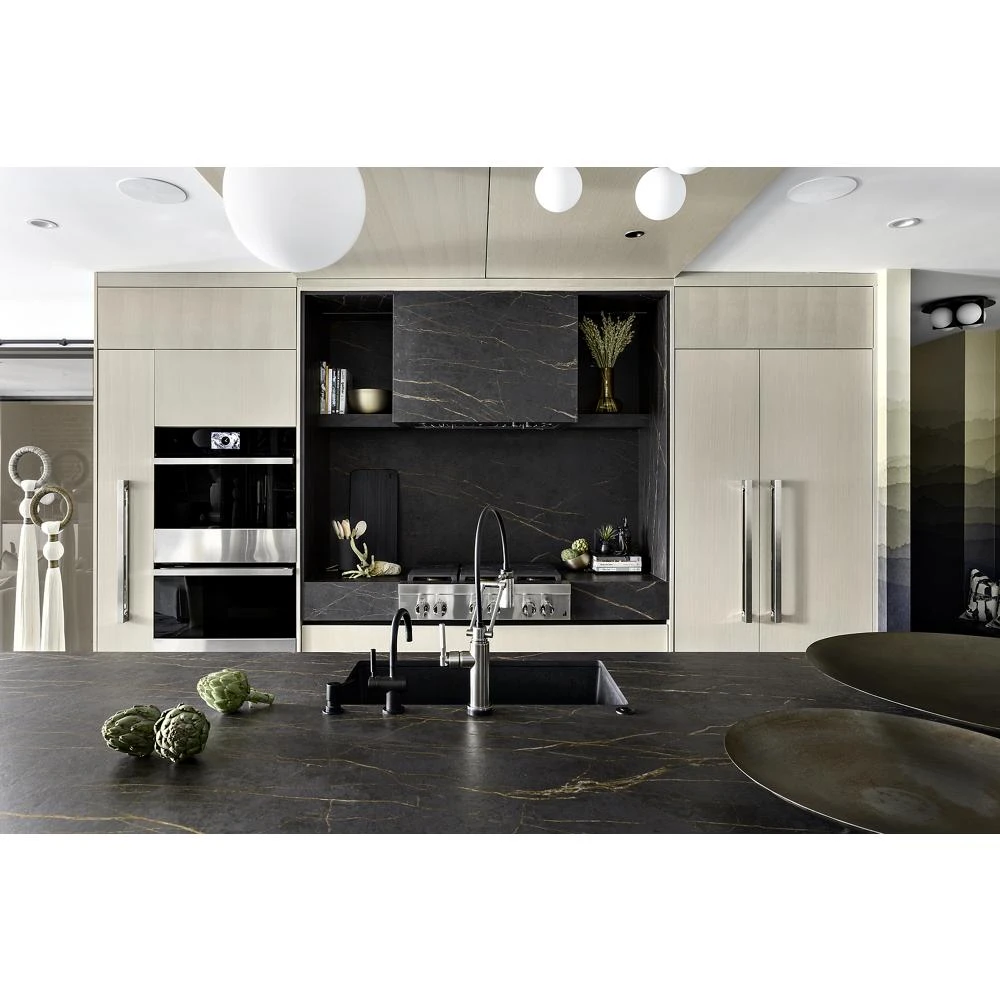 NOIR™ 36" Gas Rangetop JGCP436HM