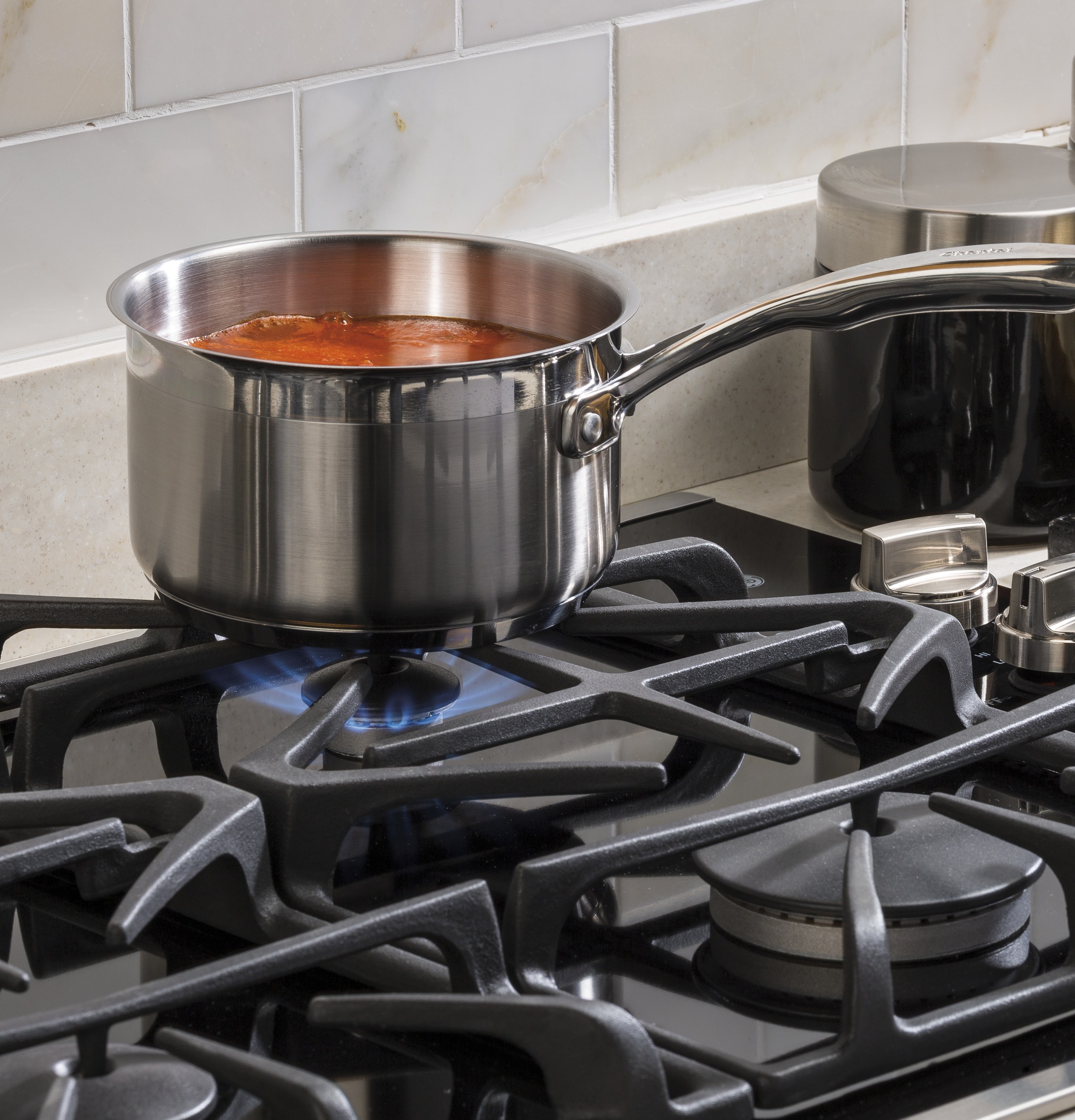 30" Built-In Gas on Glass Cooktop with Dishwasher Safe Grates JGP5530SLSS