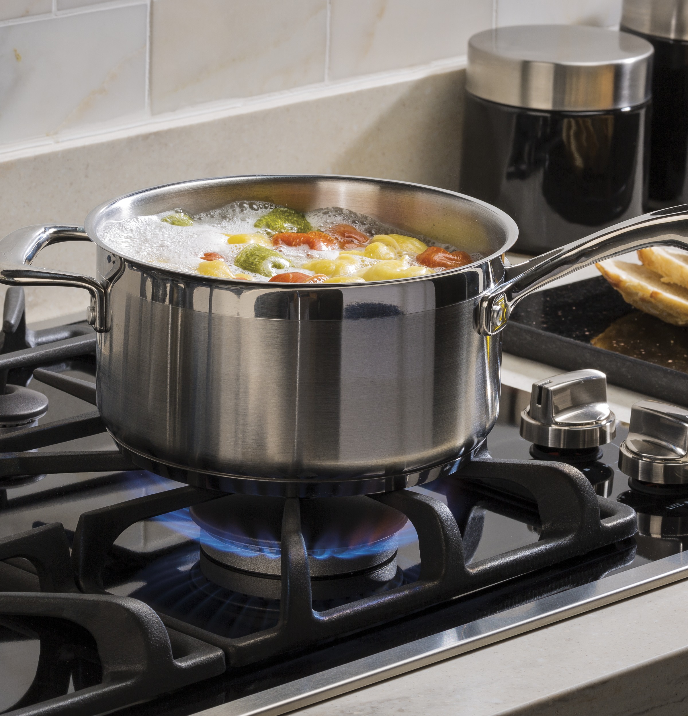 30" Built-In Gas on Glass Cooktop with Dishwasher Safe Grates JGP5530SLSS