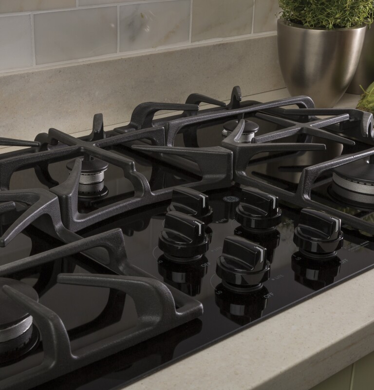 36" Built-In Gas on Glass Cooktop with 5 Burners and Dishwasher Safe Grates JGP5536DLBB